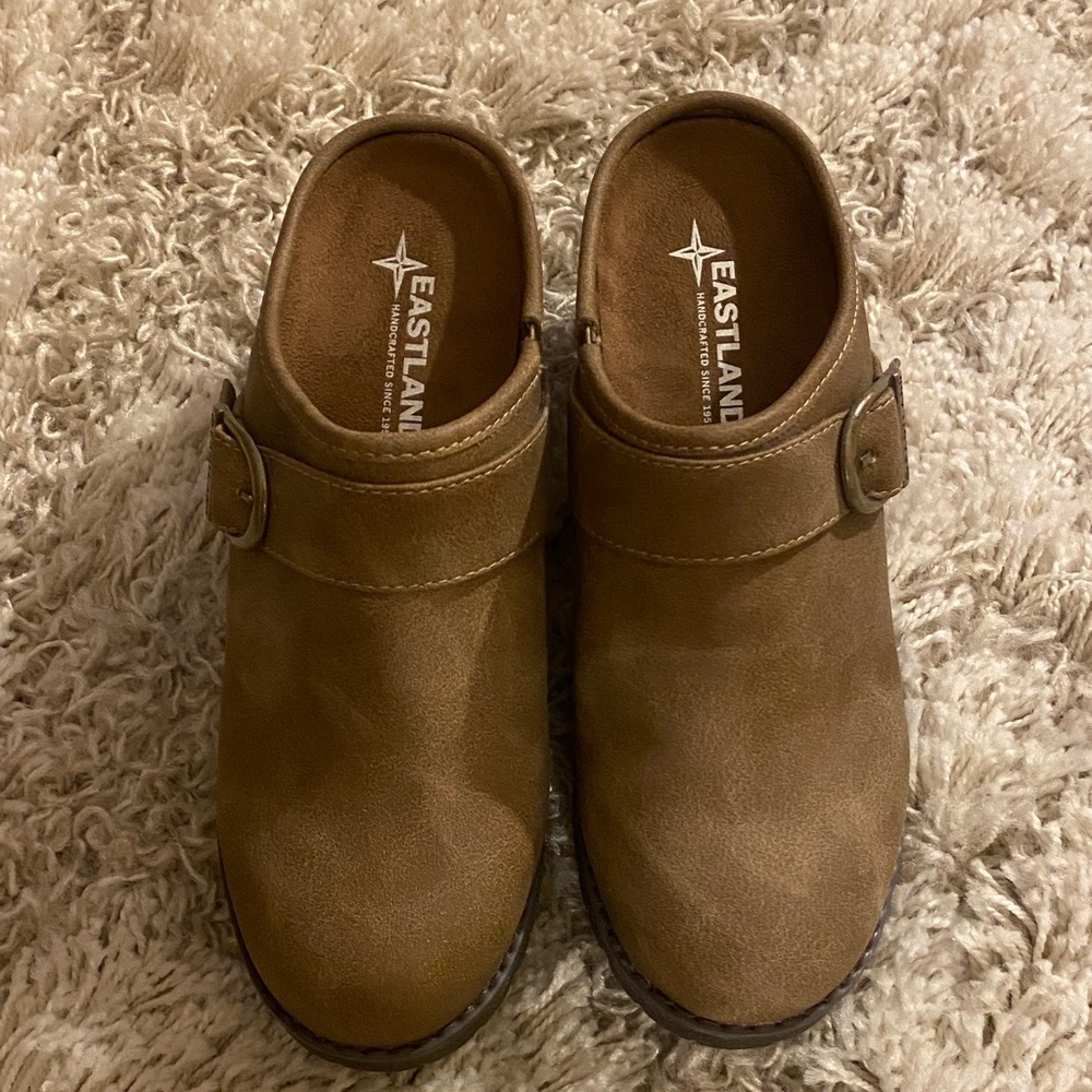 Eastland Tan Leather Clogs